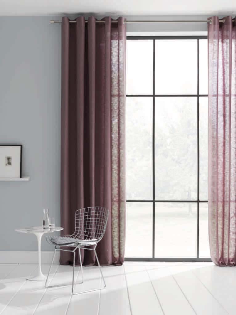 Leinenstoff mit feiner Struktur aus 100% Leinen. Die angenehm zurückhaltende, leichte Qualität bezaubert durch den feinen Leinencharakter. 